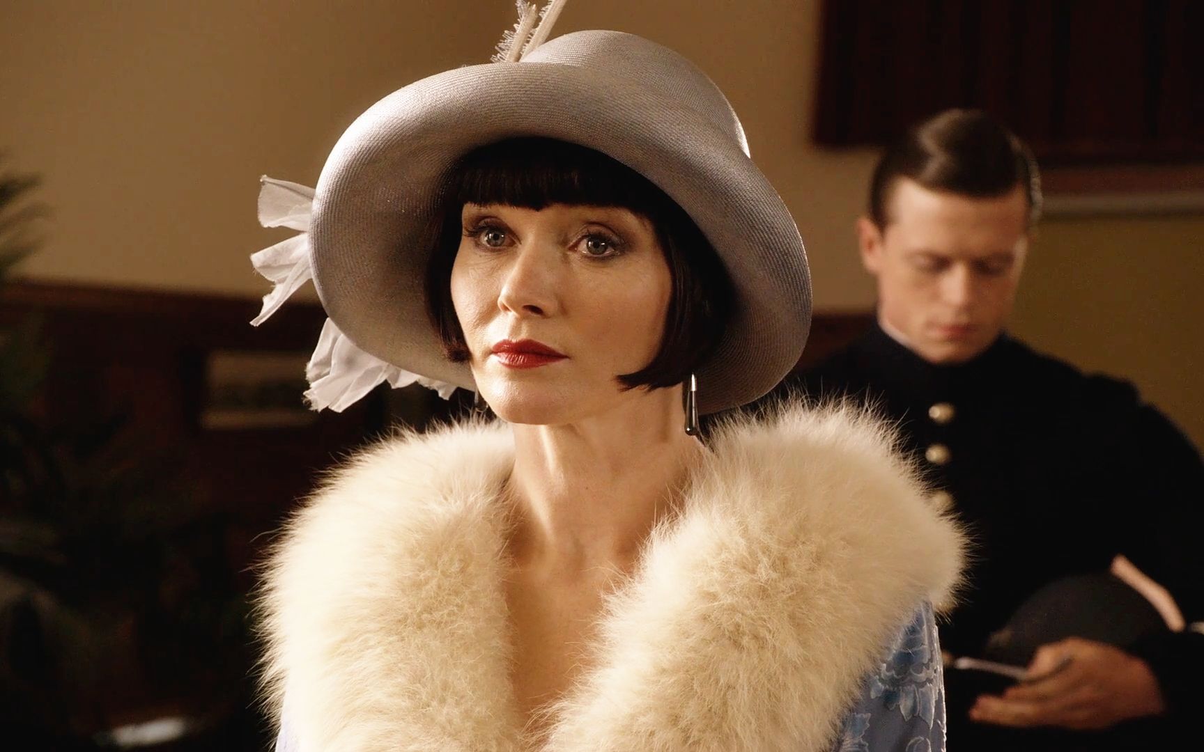 南慕工厂女工意外死亡牵扯出一段不为人知的三角恋费雪小姐探案