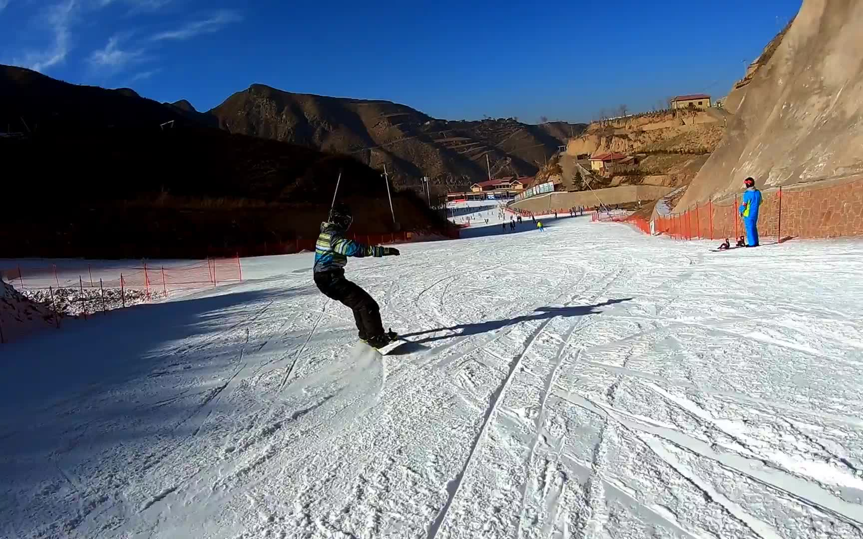 凤凰岭滑雪图片