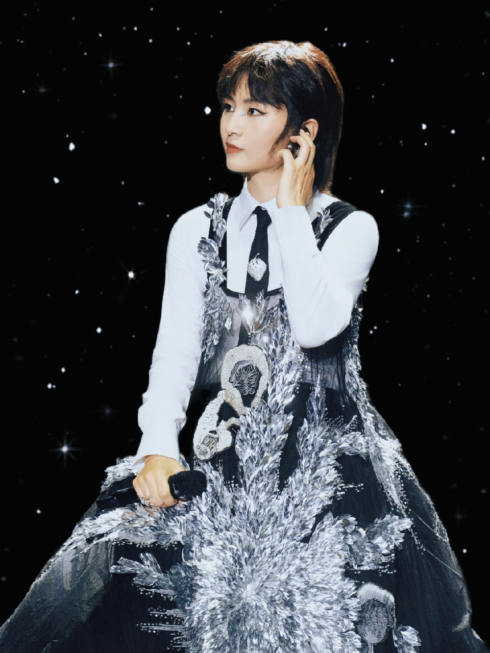 唱小琴弦的畅畅好甜呐