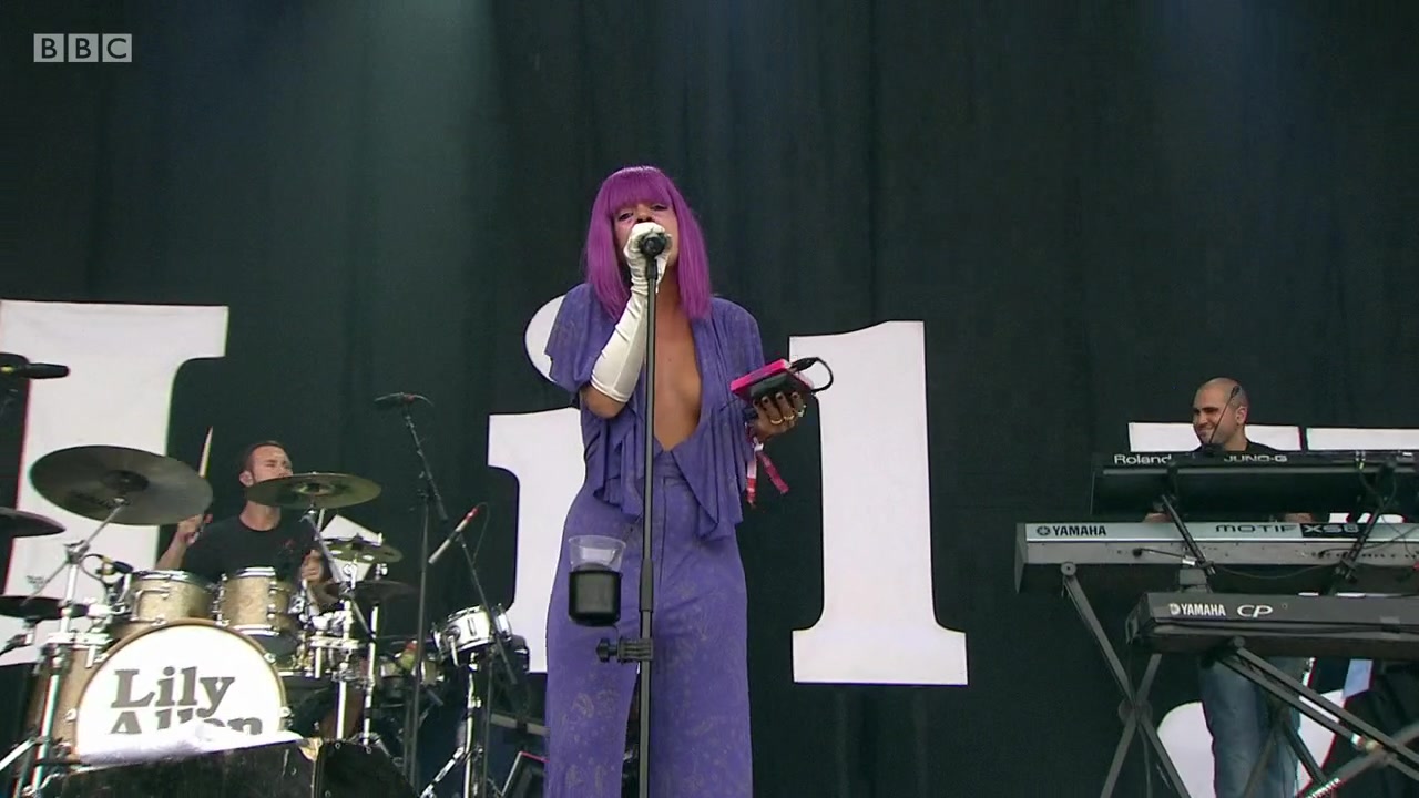 莉莉艾伦 Lily Allen  Glastonbury (2009) 精彩演唱会全场高清版哔哩哔哩bilibili