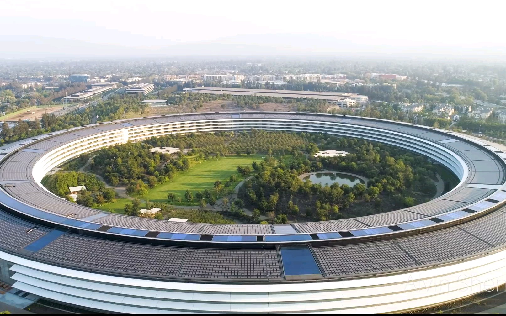 航拍8月航拍绝美applepark世界上最美的公司总部没有之一