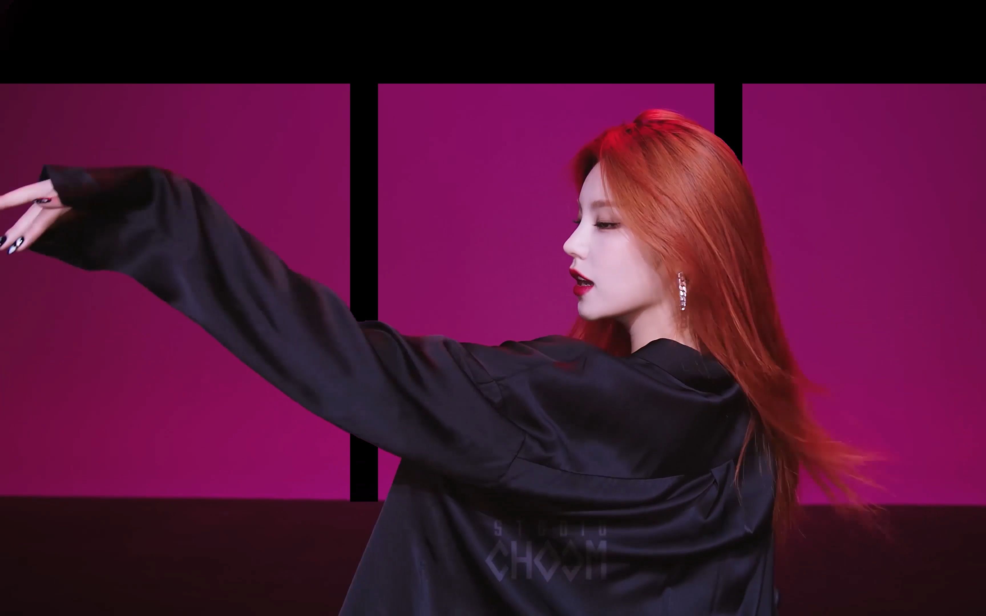 itzy黄礼志《river》帅气又性感!