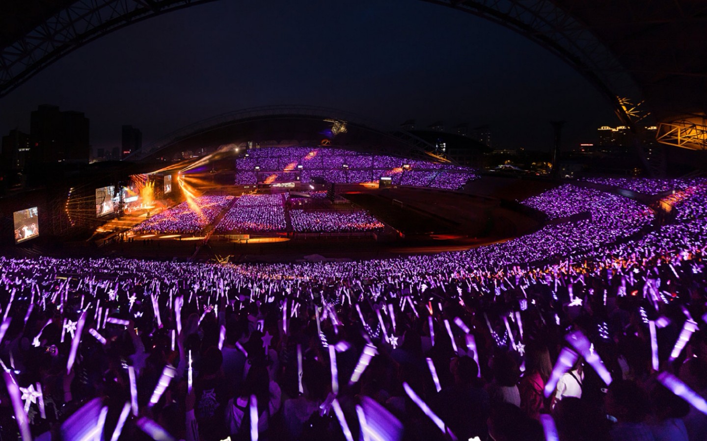 jj林俊杰 南昌圣所演唱会三首连弹 我们很好 她说 记得