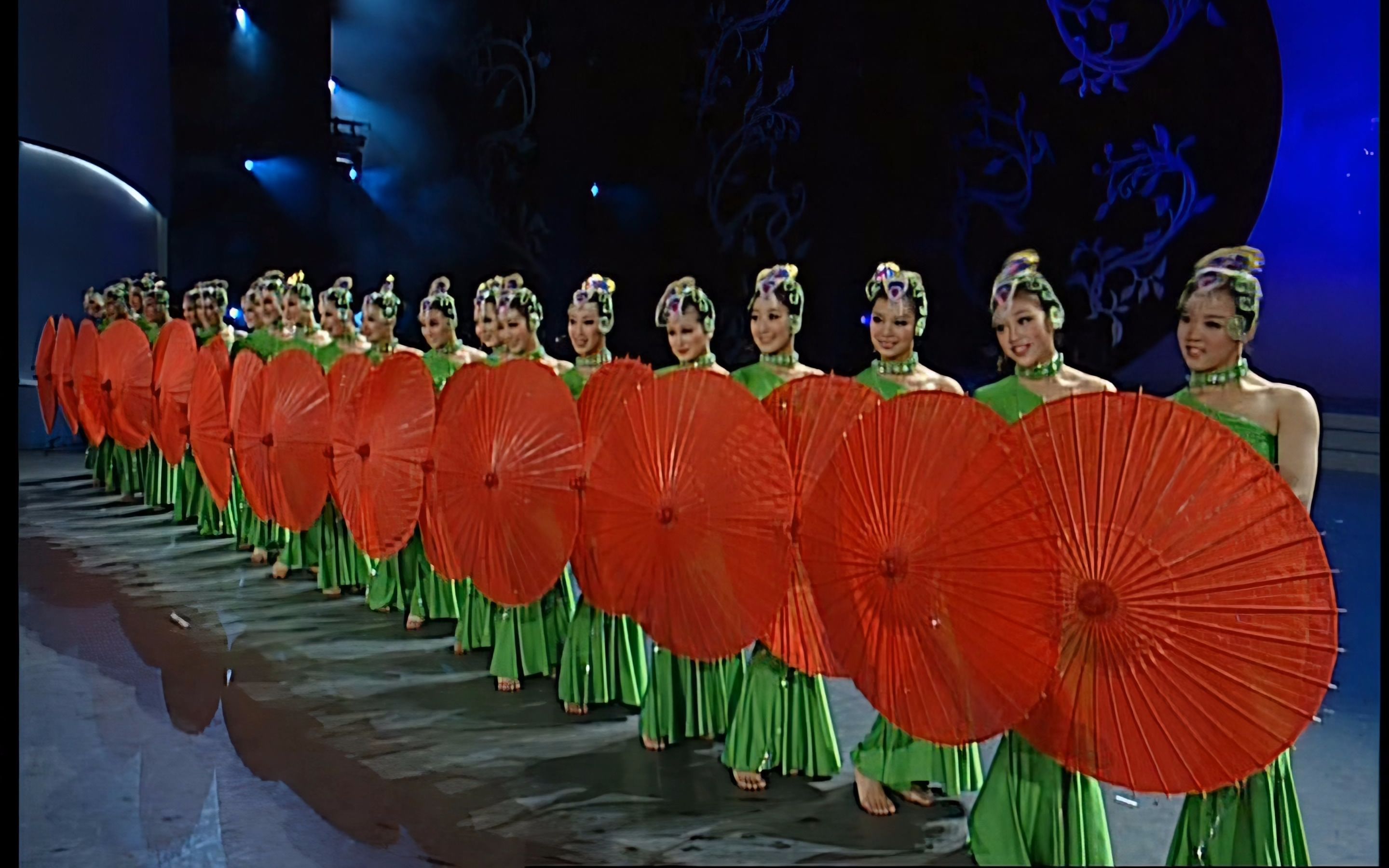 第四届cctv舞蹈大赛红是红啊绿是绿4k50帧