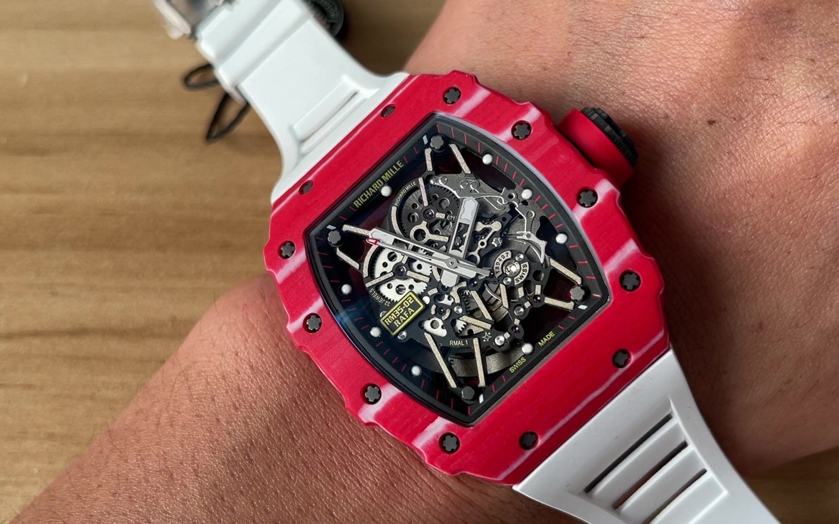 rmx厂rm35—02 碳纤维红魔