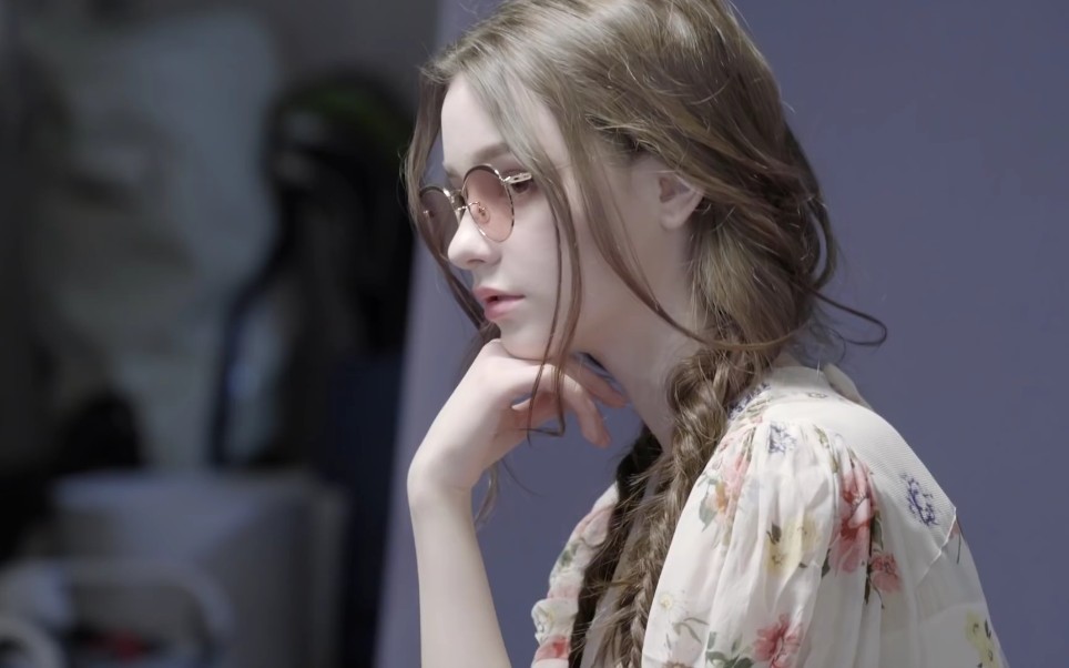 神仙颜值!超美俄国小姐姐-dasha taran!