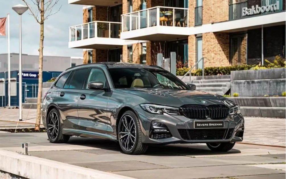 bmw 3系插电混动旅行版,瓦罐香