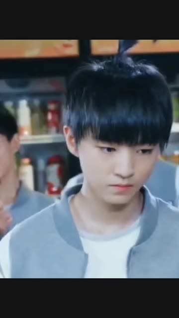 是我们的王凯莉公主呀