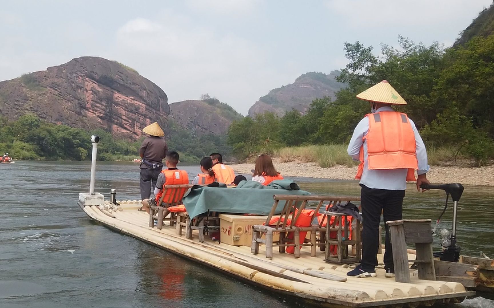 [图]逛吃一圈龙虎山，没见到张天师，难道是嫌弃这次开的是领克05？