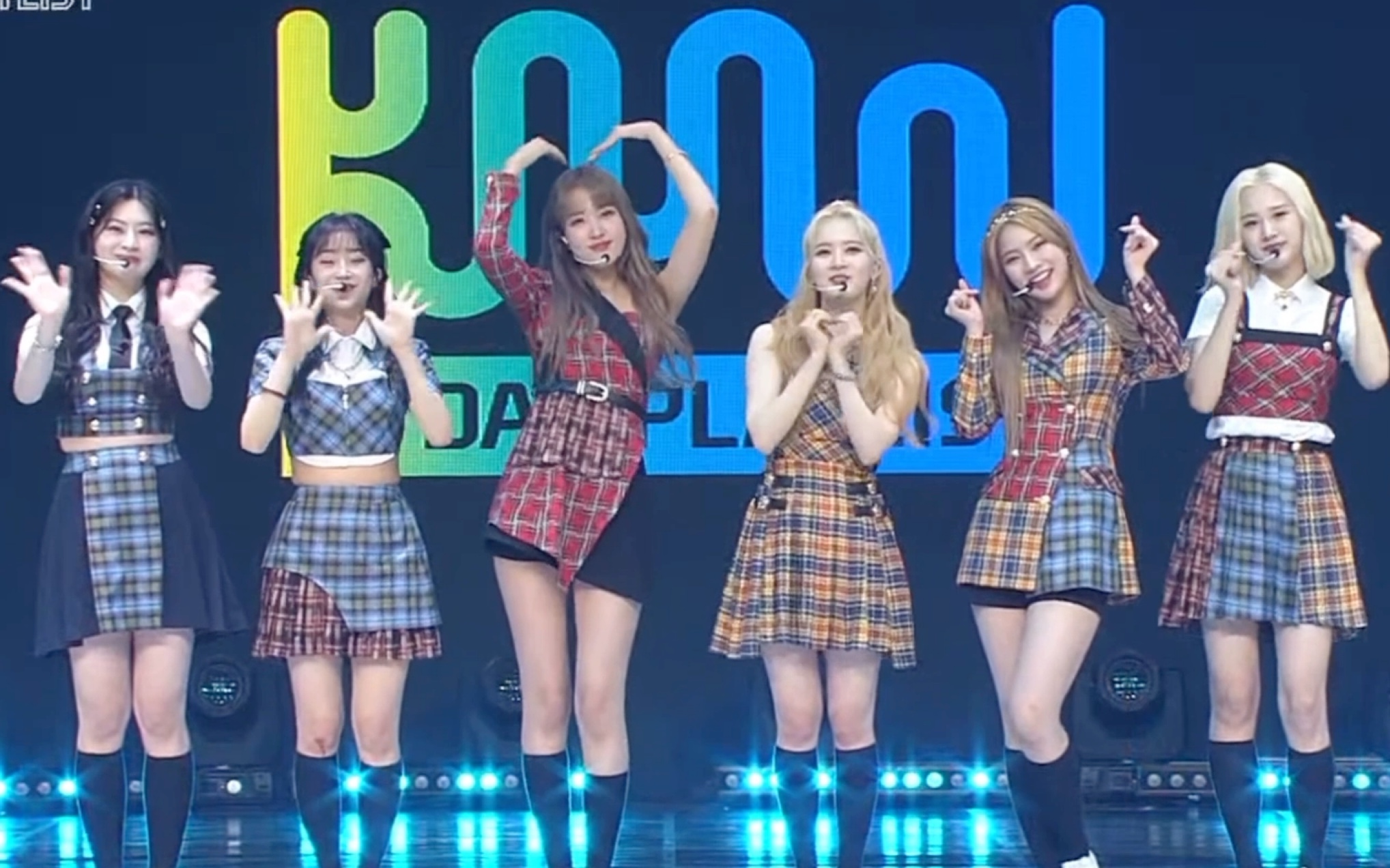 【stayc】stayc 有色眼镜   asap kmw d5舞台211122_哔哩哔哩_bili