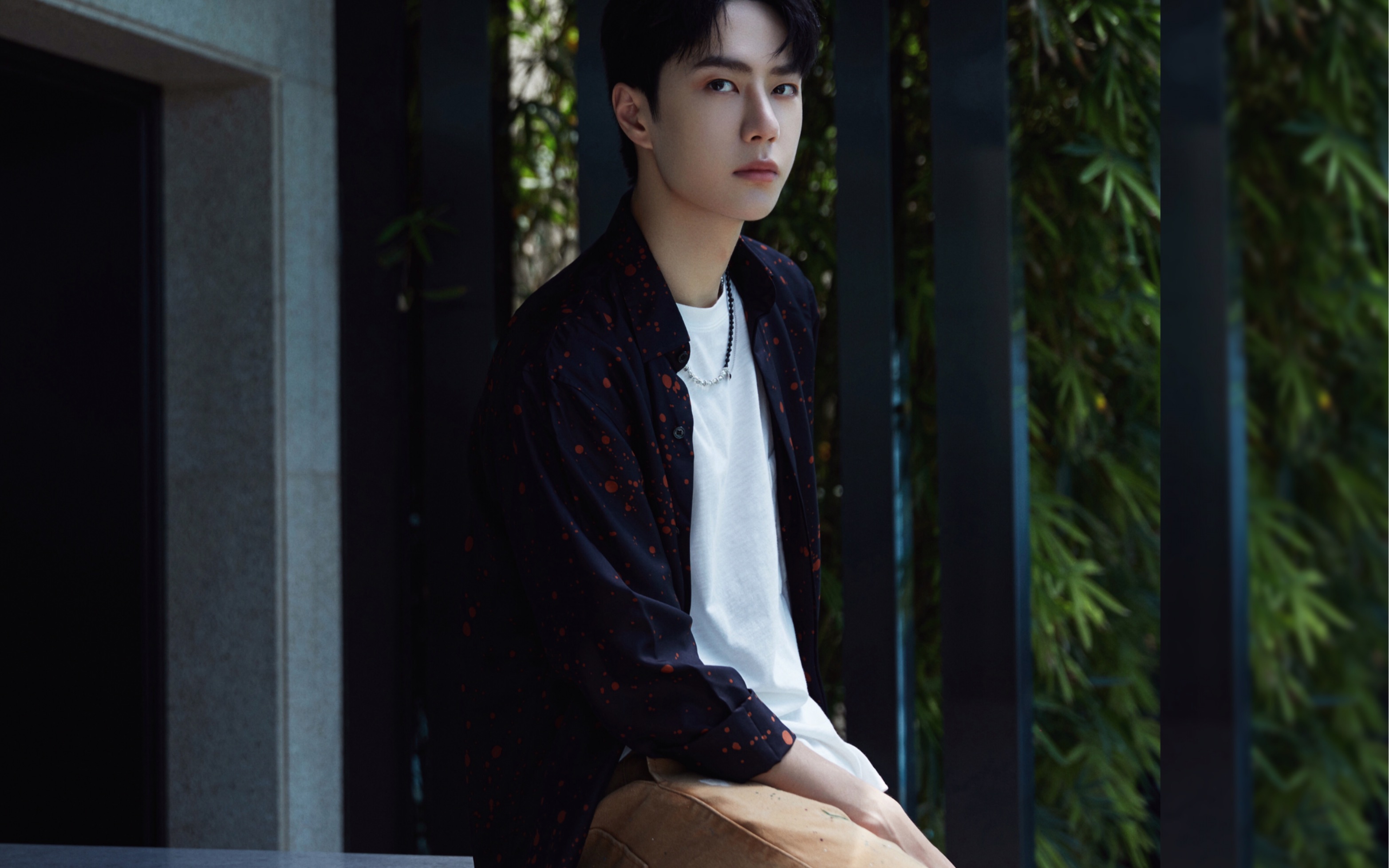 【王一博】200829 《快乐大本营》物料|《happy2000》舞台 定妆照花絮