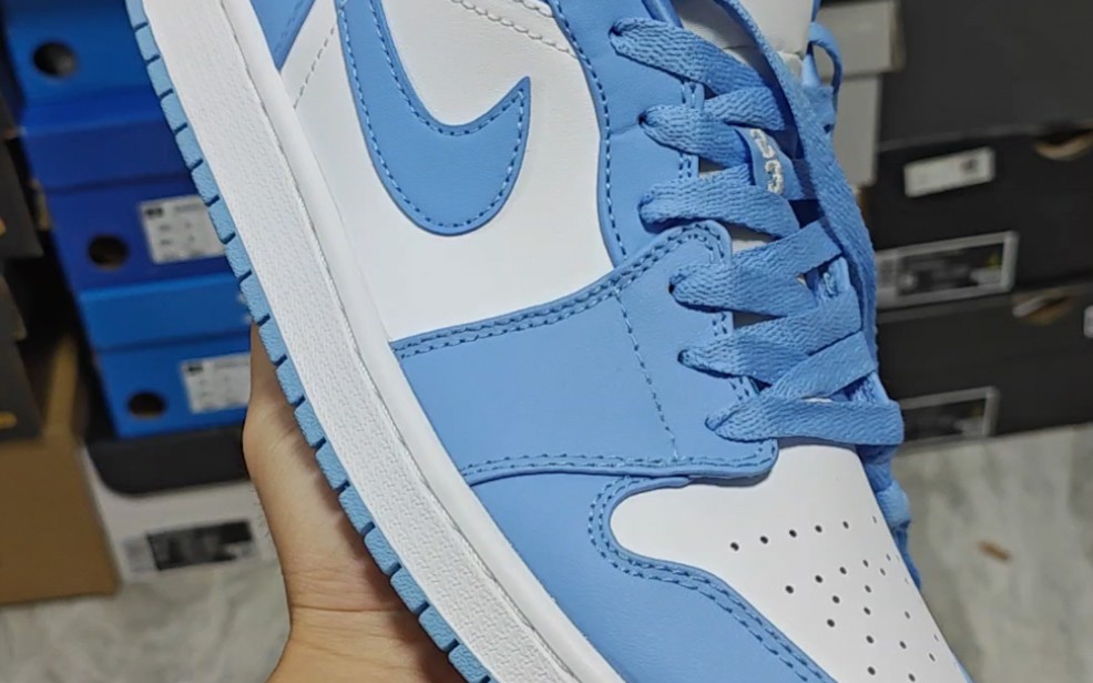 小dt版本 aj1大学蓝1.