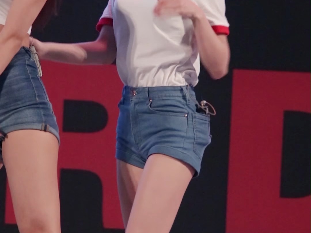 权珉阿 (MinAh) Bingle Bangle 180623 AOA Fancam01哔哩哔哩bilibili