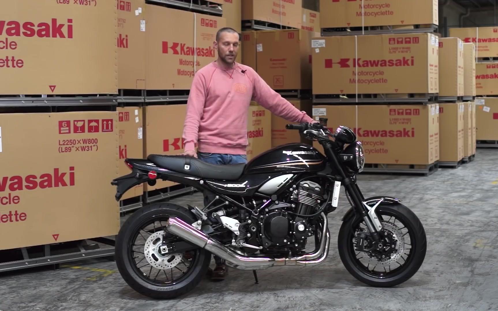 kawasaki z900rs deus custom build project_哔哩哔哩 (゜-゜)つロ