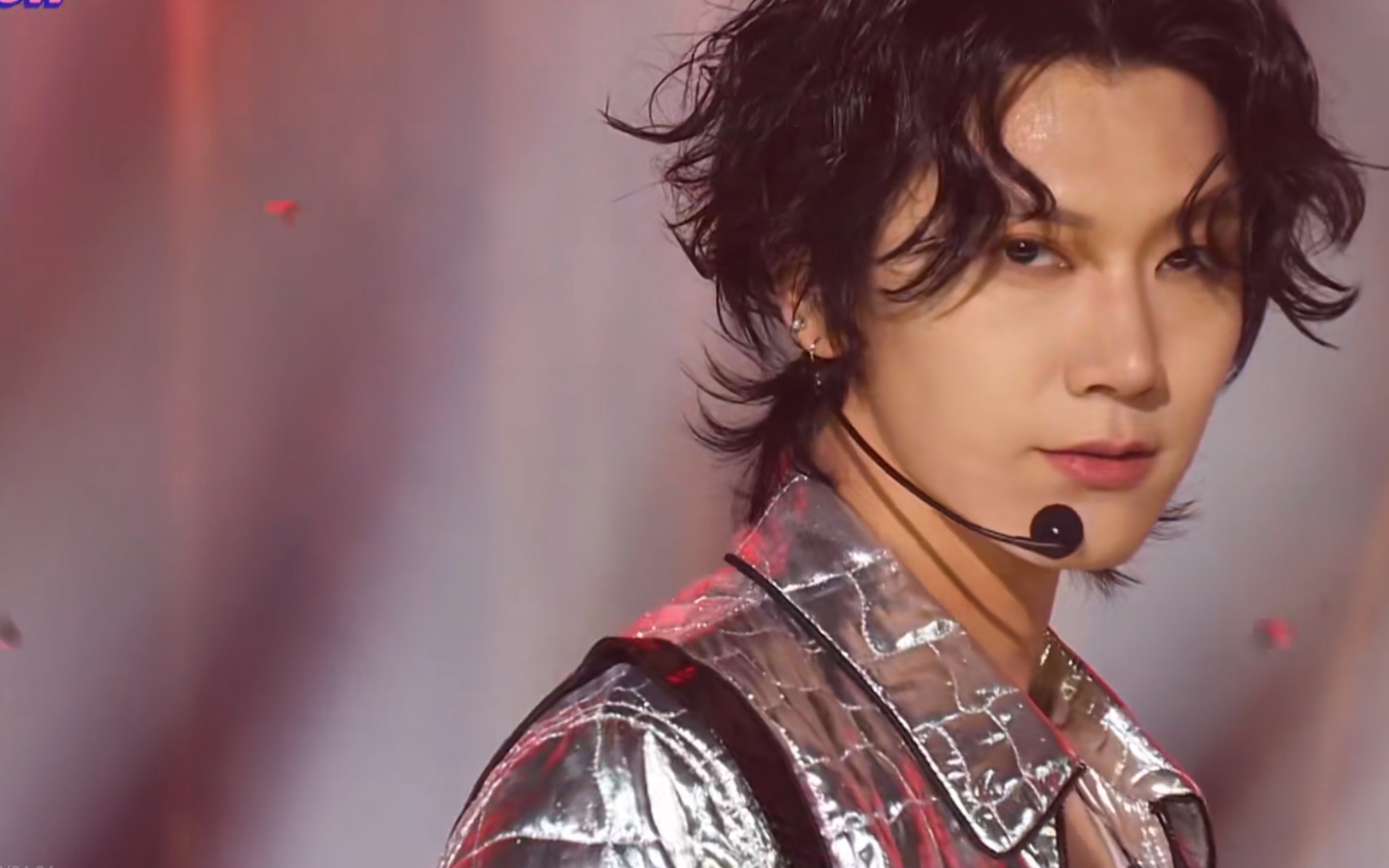 【威神v/wayv】《秘境(kick back)》舞台一键换装_哔哩哔哩 (゜-゜)つ