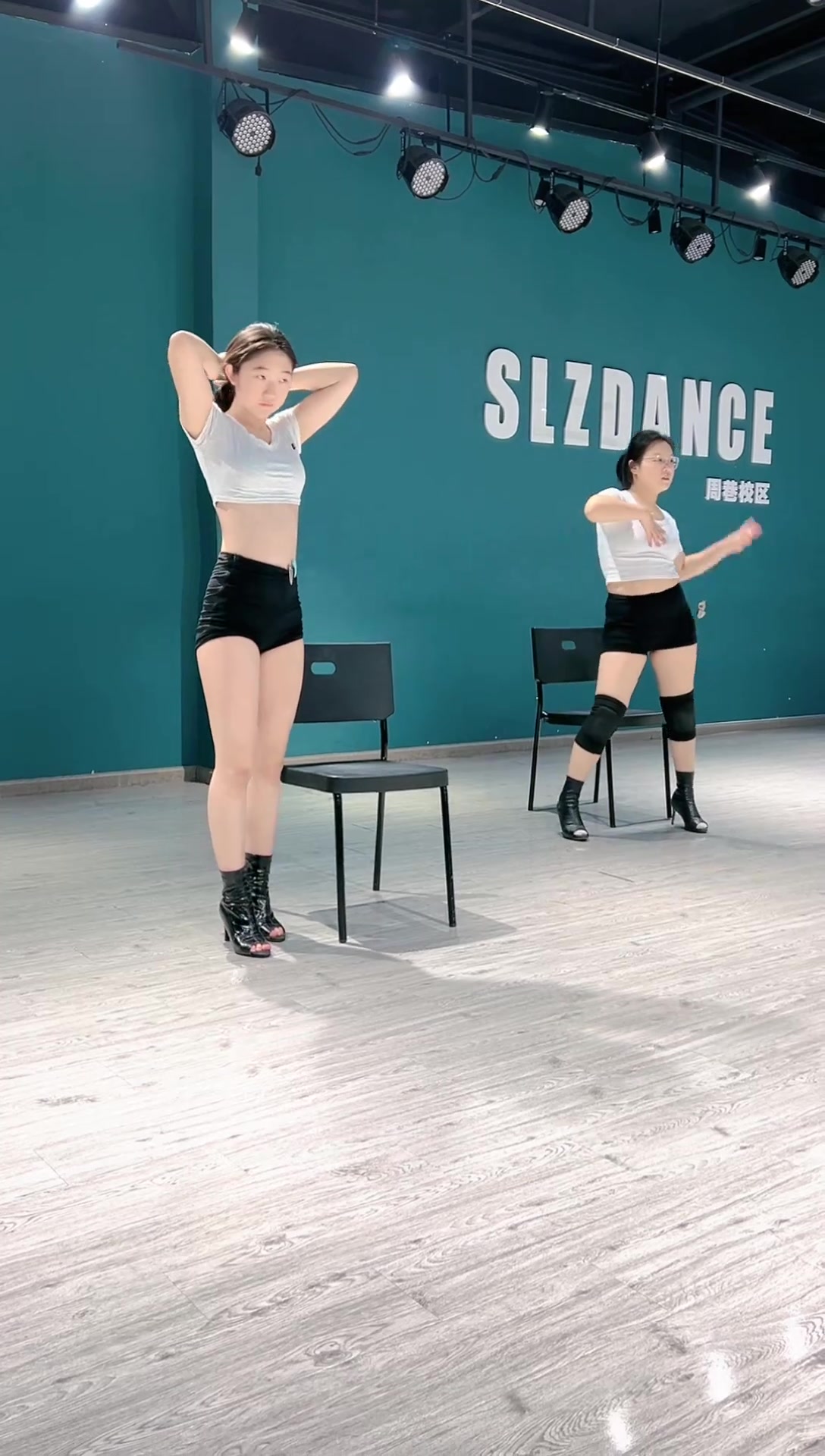 周巷水灵子舞蹈 又来学舞啊 2023-11-21 录播