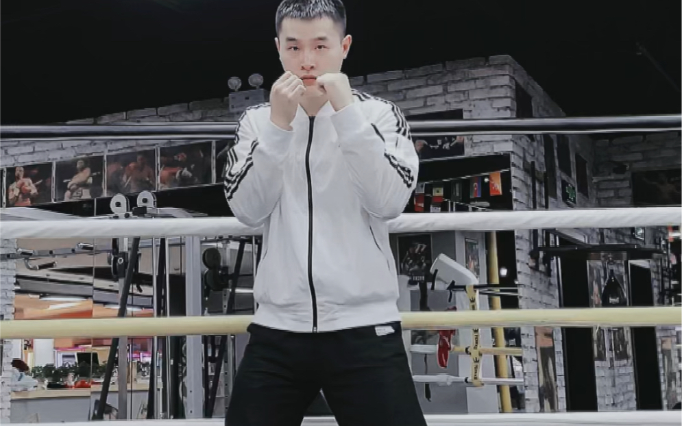 拳击实战必备步伐——两侧滑步_哔哩哔哩_bilibili