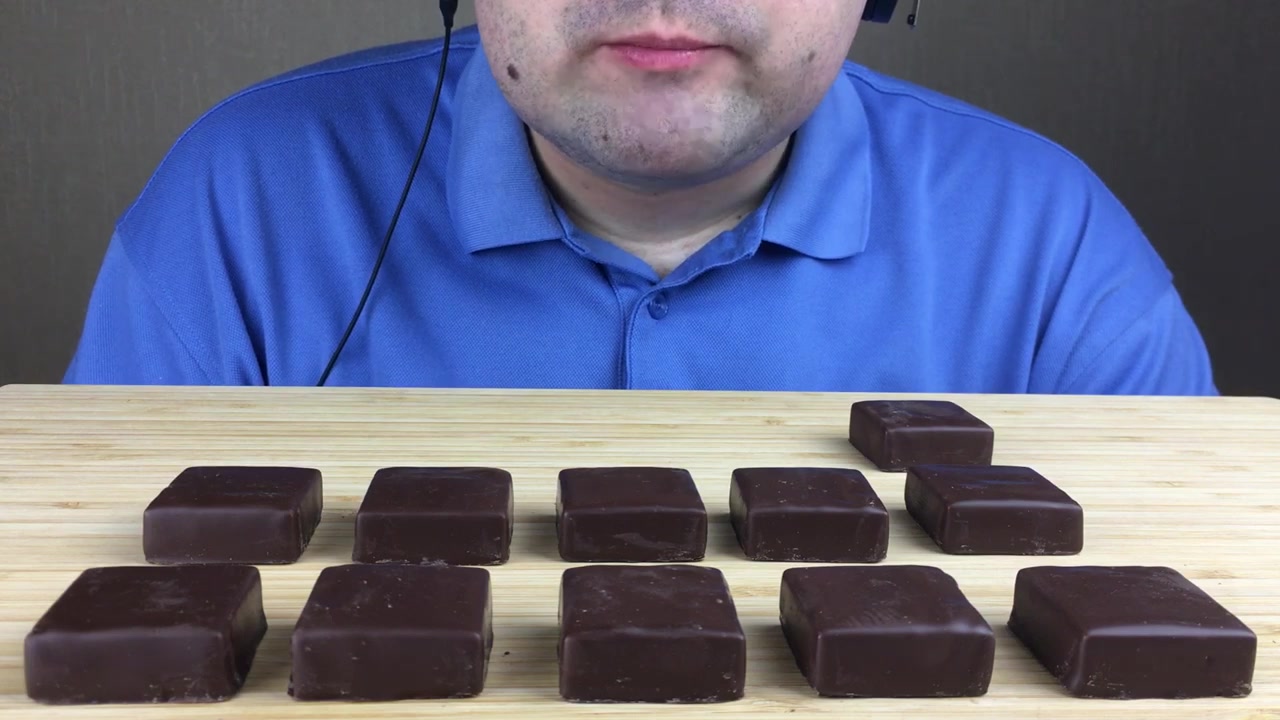 russianeating咀嚼音巧克力软糖吃的声音mukbang不说话