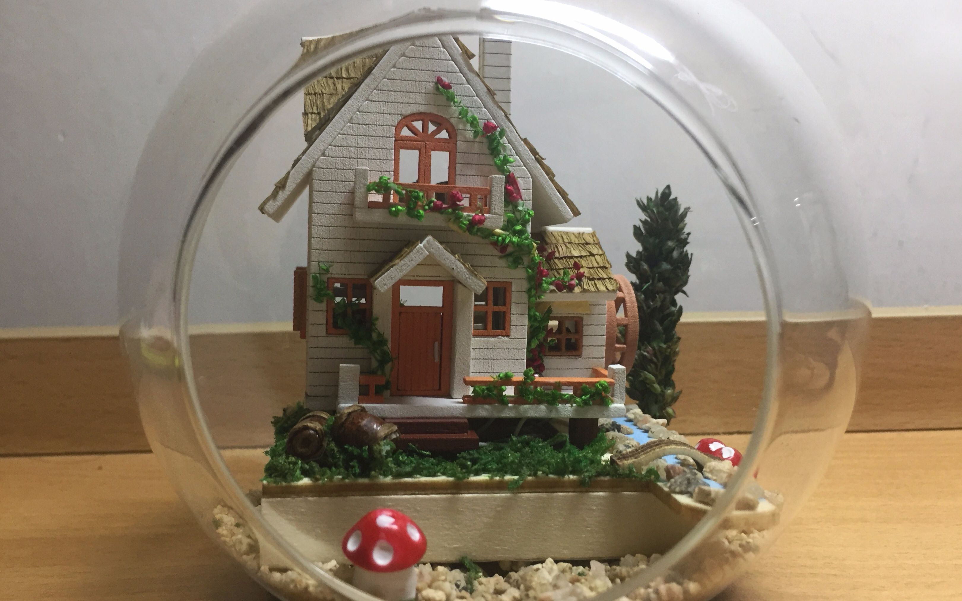 【李友并】玻璃小屋之森林小屋_哔哩哔哩 (゜-゜)つロ 干杯~-bilibili