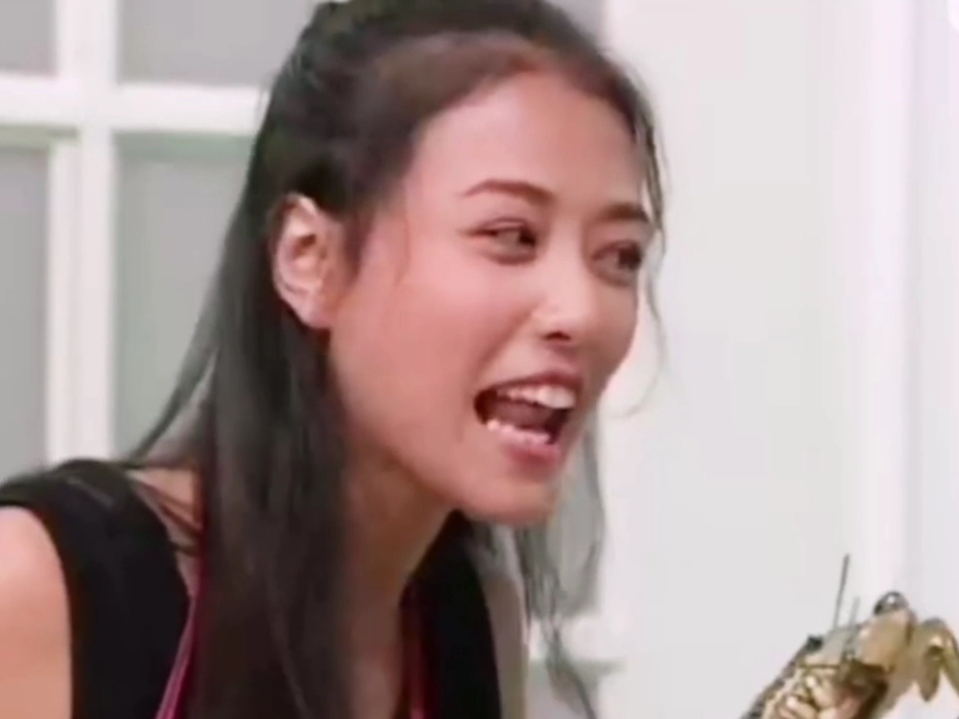 完全懂了黎明为什么会喜欢她了，满满的东瀛风情，这美女谁不爱