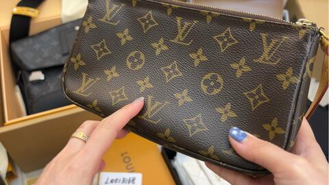 Bolso Louis Vuitton 8SHD22 — TrapXShop