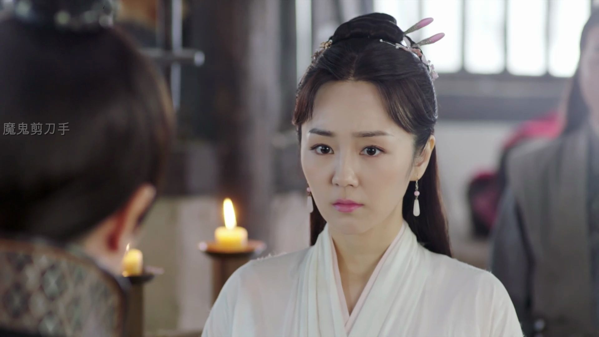 《锦衣之下》,林菱混剪,忧郁的眼神爱了爱了!