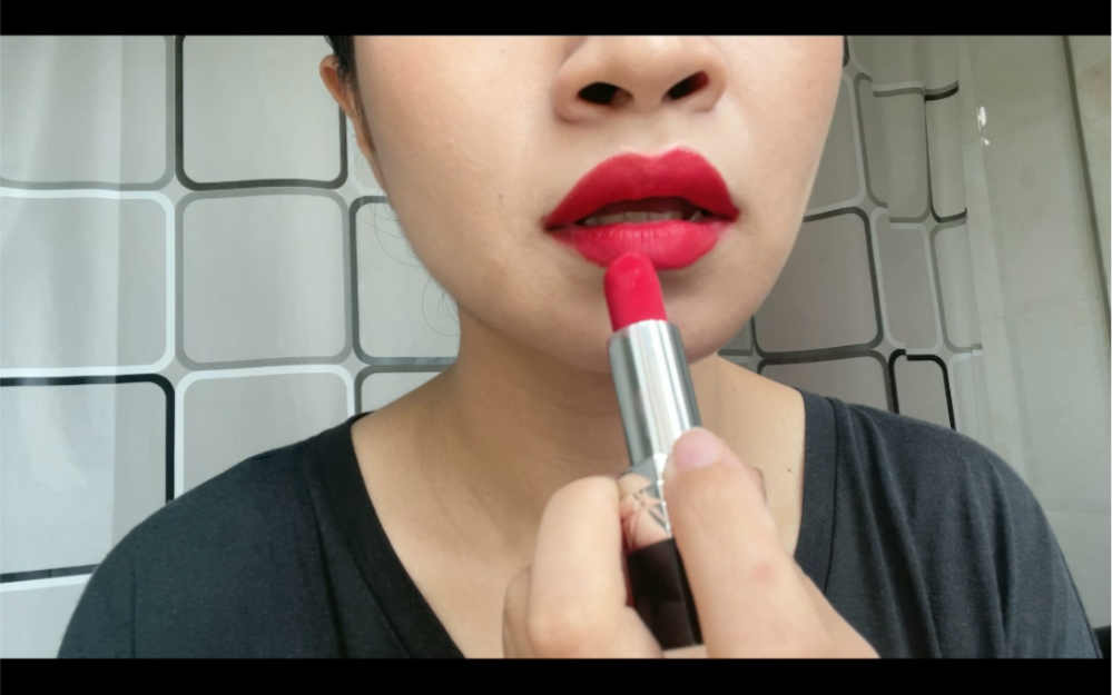 迪奥丝绒999无滤镜试色_哔哩哔哩_bilibili