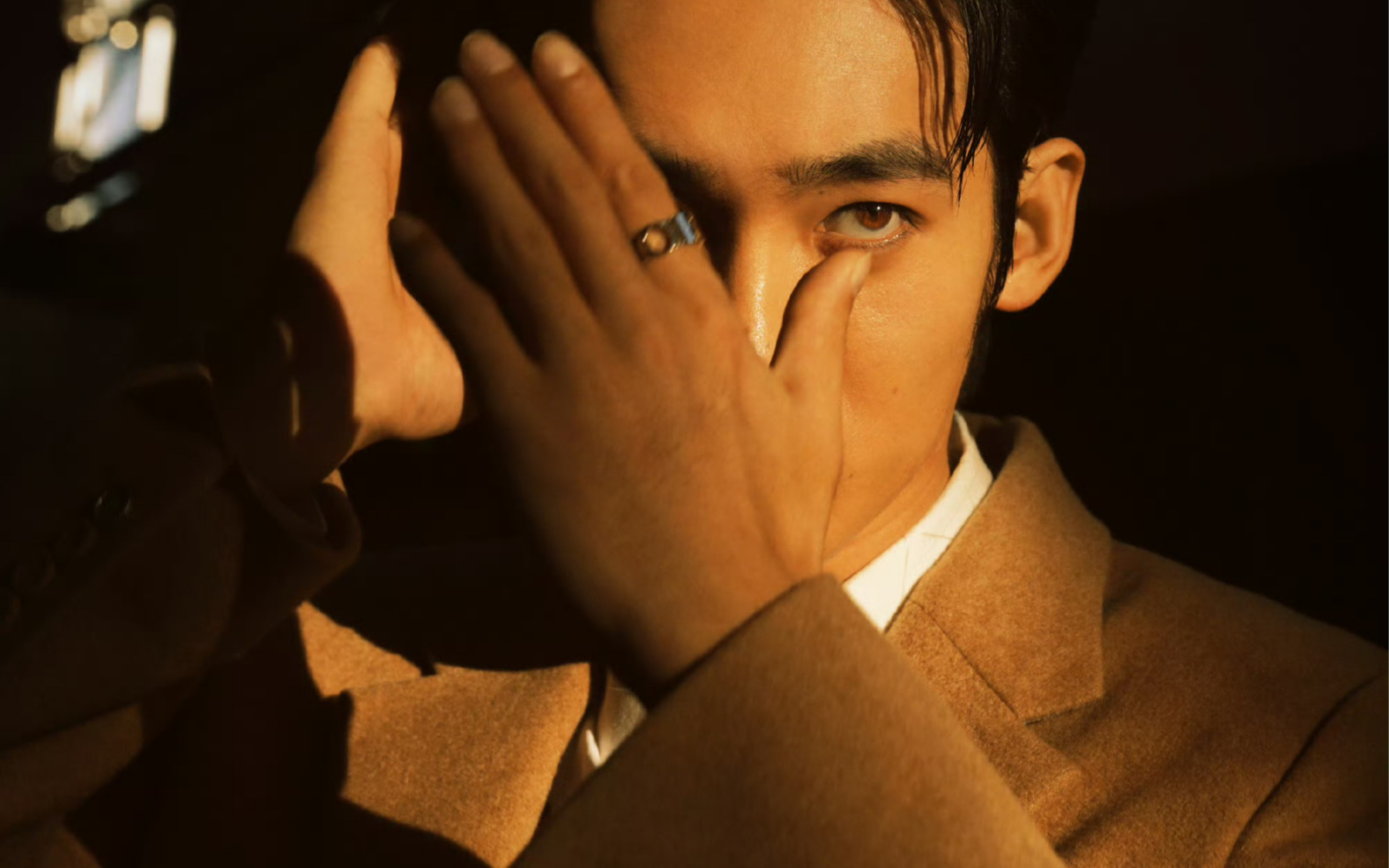 于适gq智族11月刊封面