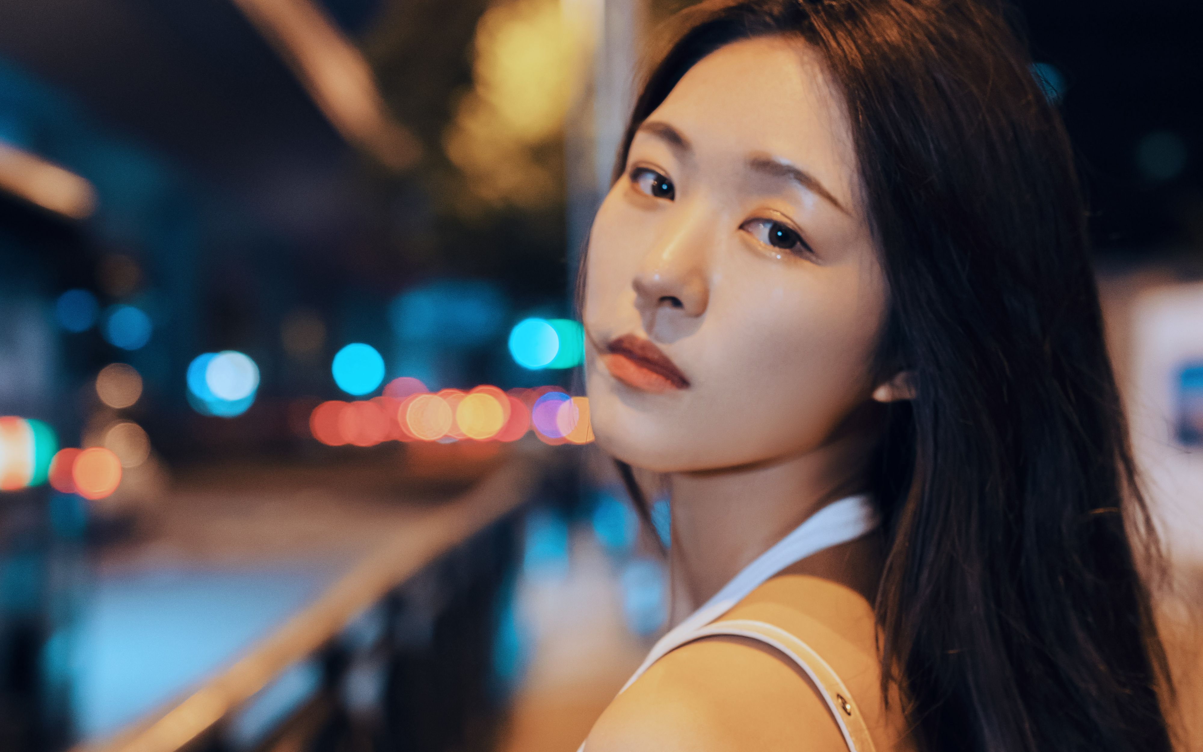 氛围感夜景人像调色