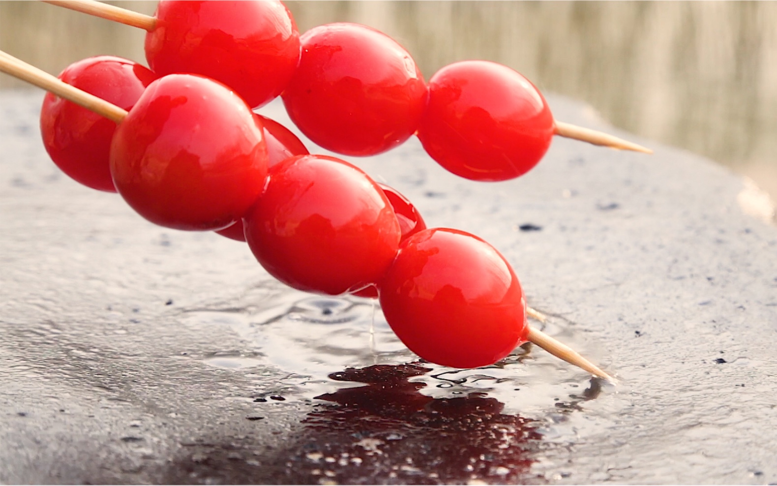 的东西,猜猜是圣女果还是小西红柿或者"糖葫芦"_哔哩哔哩_bilibili