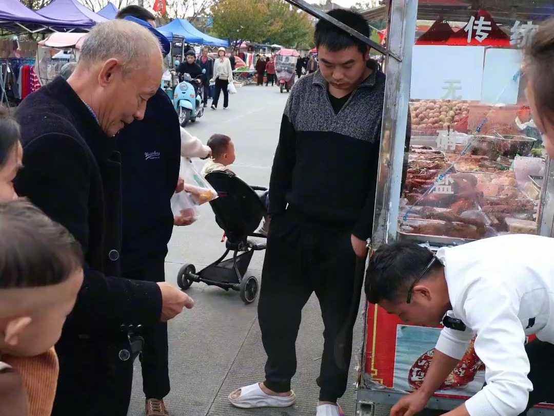 我钓鱼是自己快乐!我卖鱼是让大家快乐!哔哩哔哩bilibili