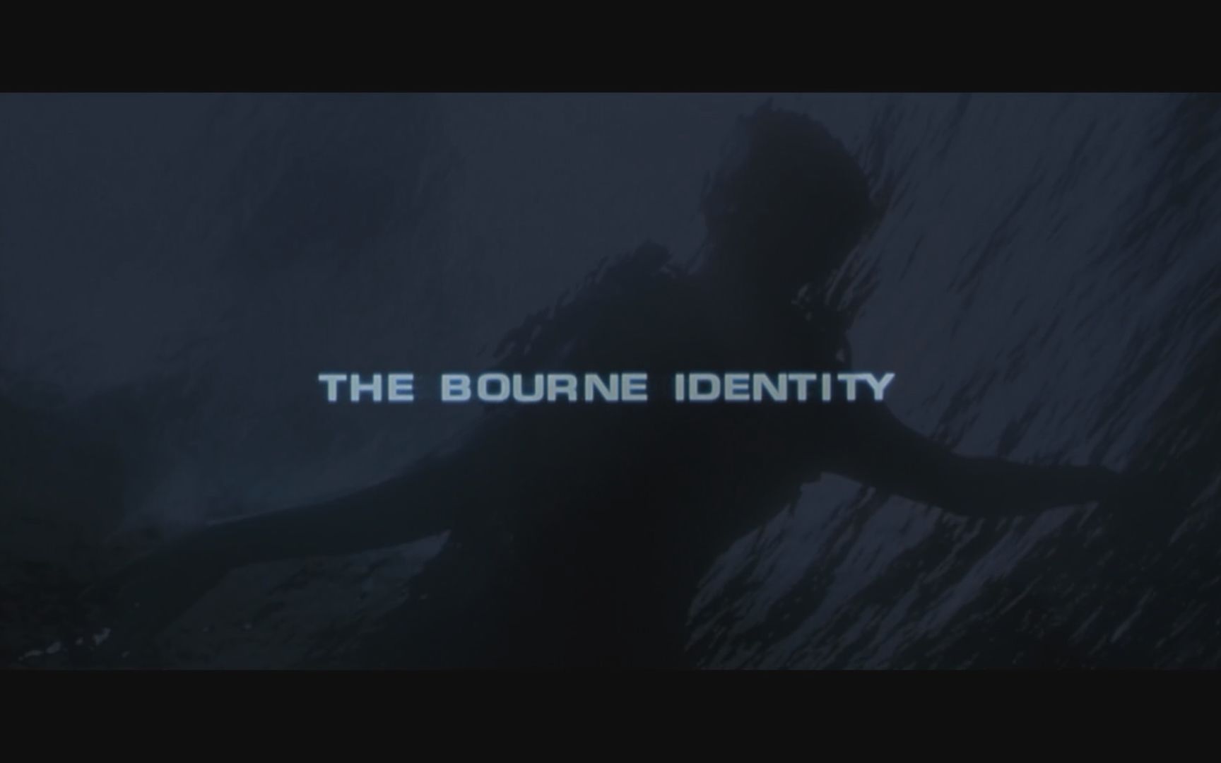 [图]谍影重重 The Bourne Identity (大闹使馆)