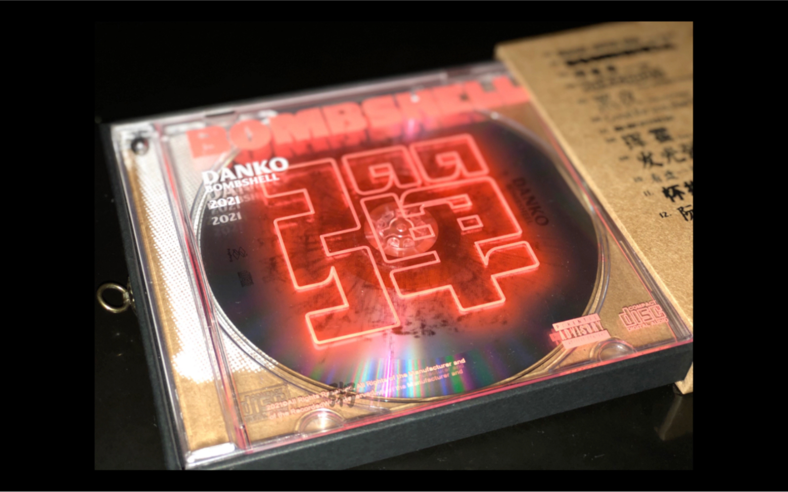 带你沉浸bombshell世界-电影式港风mv质感实专 弹壳