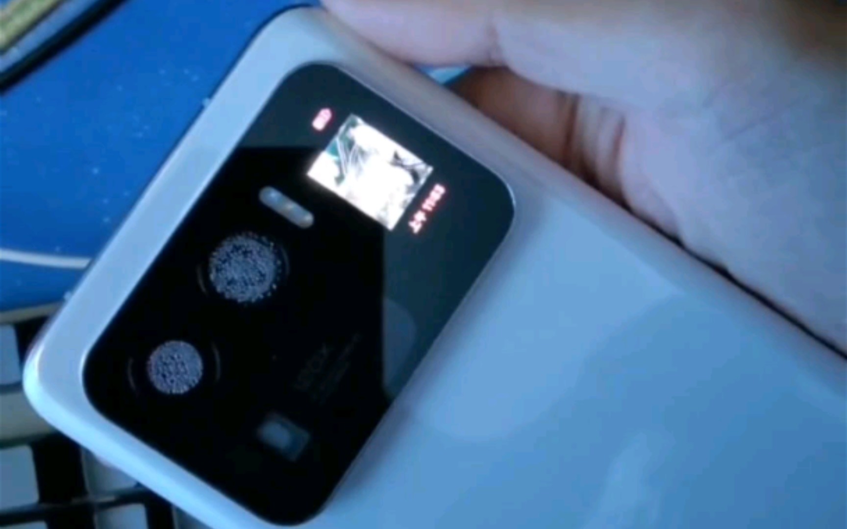 小米11ultra镜头水雾进雾气解决办法