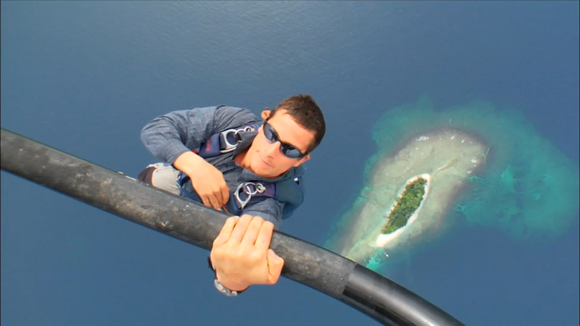 贝爷来中国求生,饿到只能喝雨水,《荒野求生之中国行》