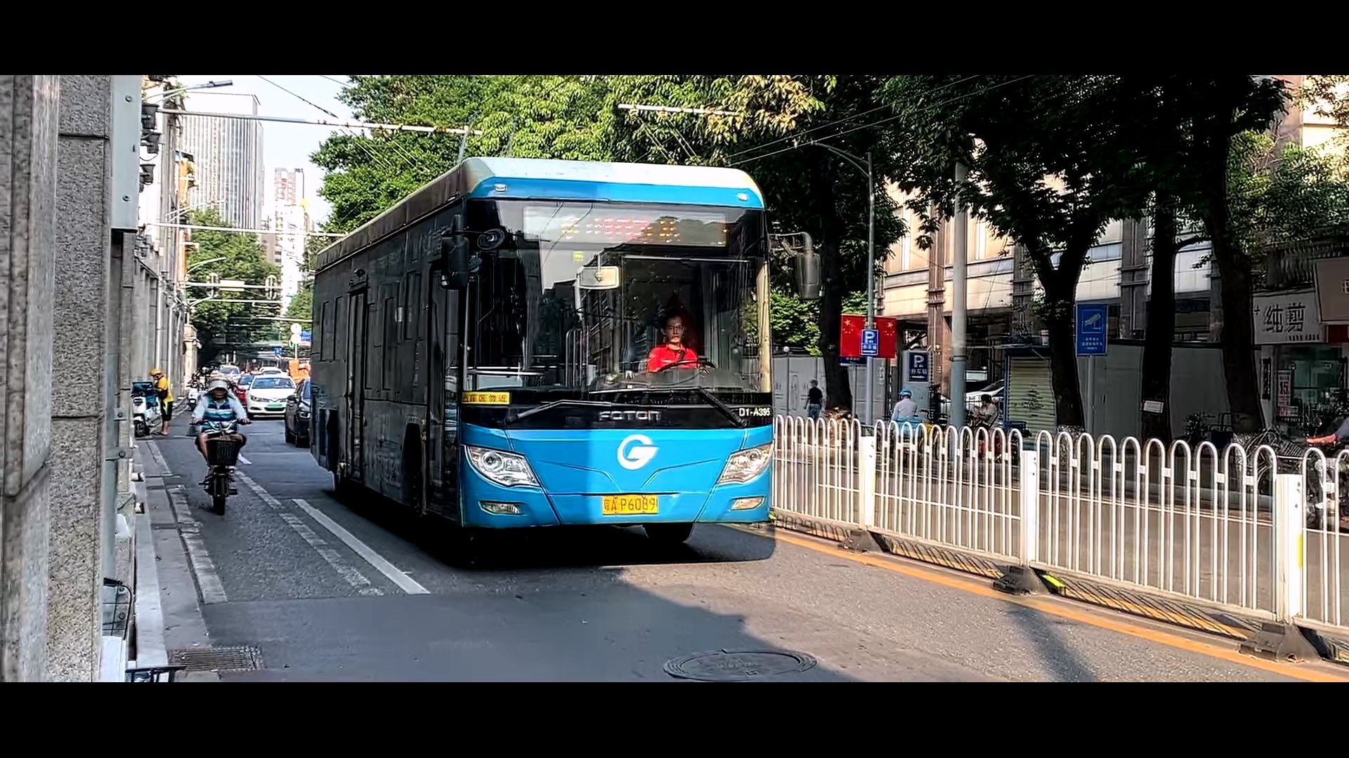 广东广州公交 102路 d1-a395