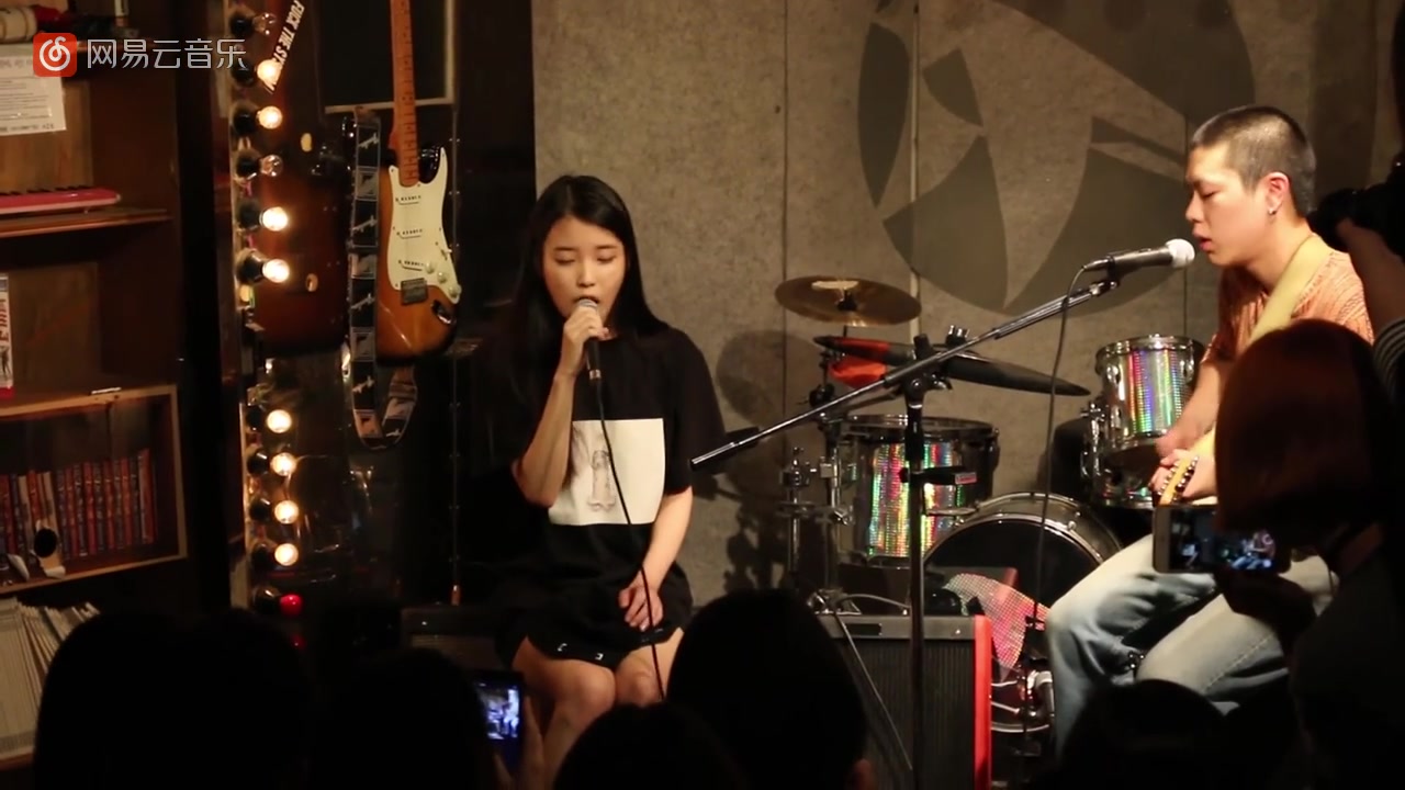 吴赫iu二人合唱现场超级治愈