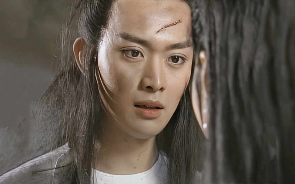 谁说圆脸不好看的黄海冰