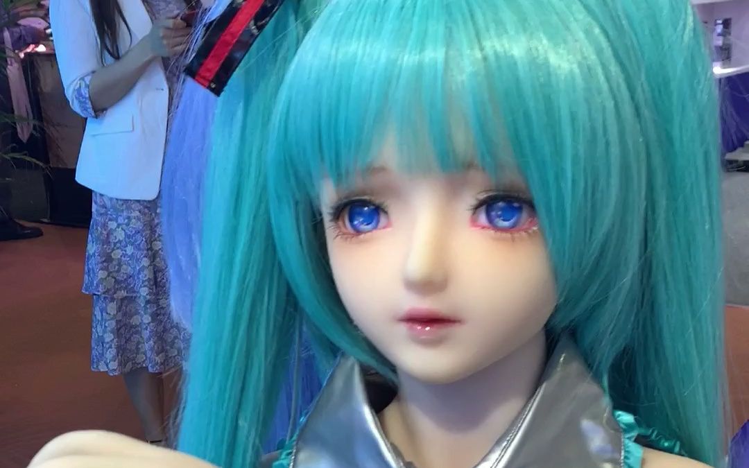 精致等身初音未来人偶