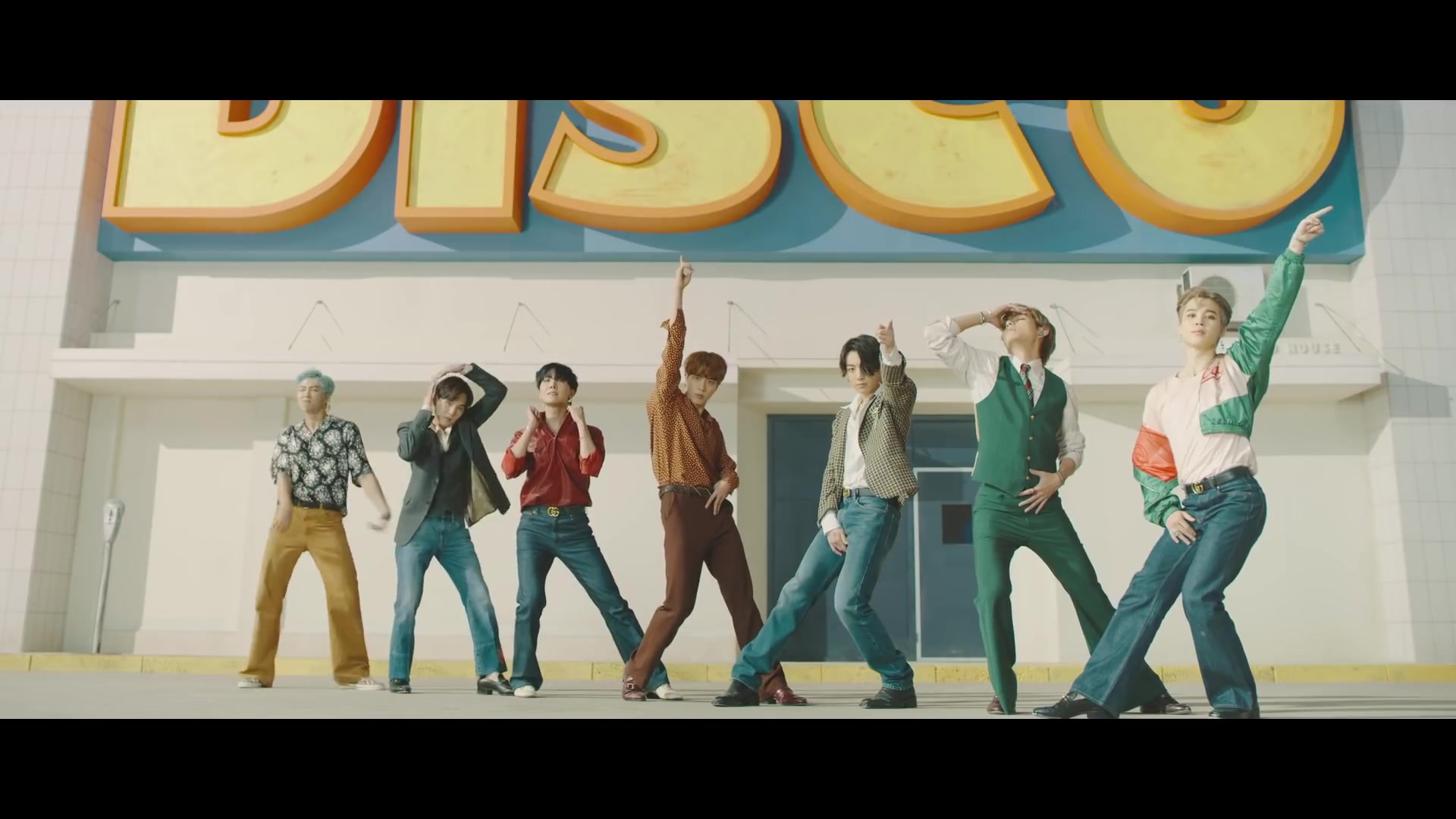 bts(防弹少年团)dynamite official mv(b-side)_哔哩哔哩 (゜-゜)つロ