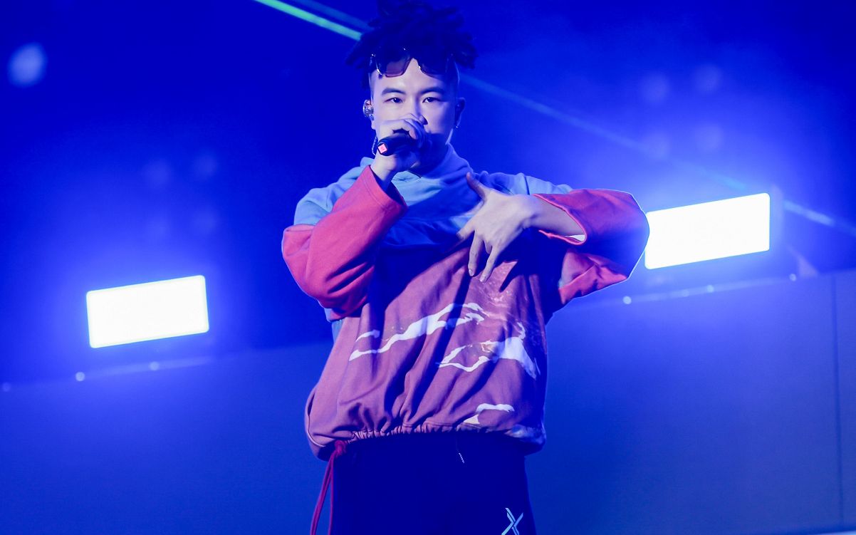 赵辰龙被红花会贝贝diss后!突发《活着的传奇》完整专辑!