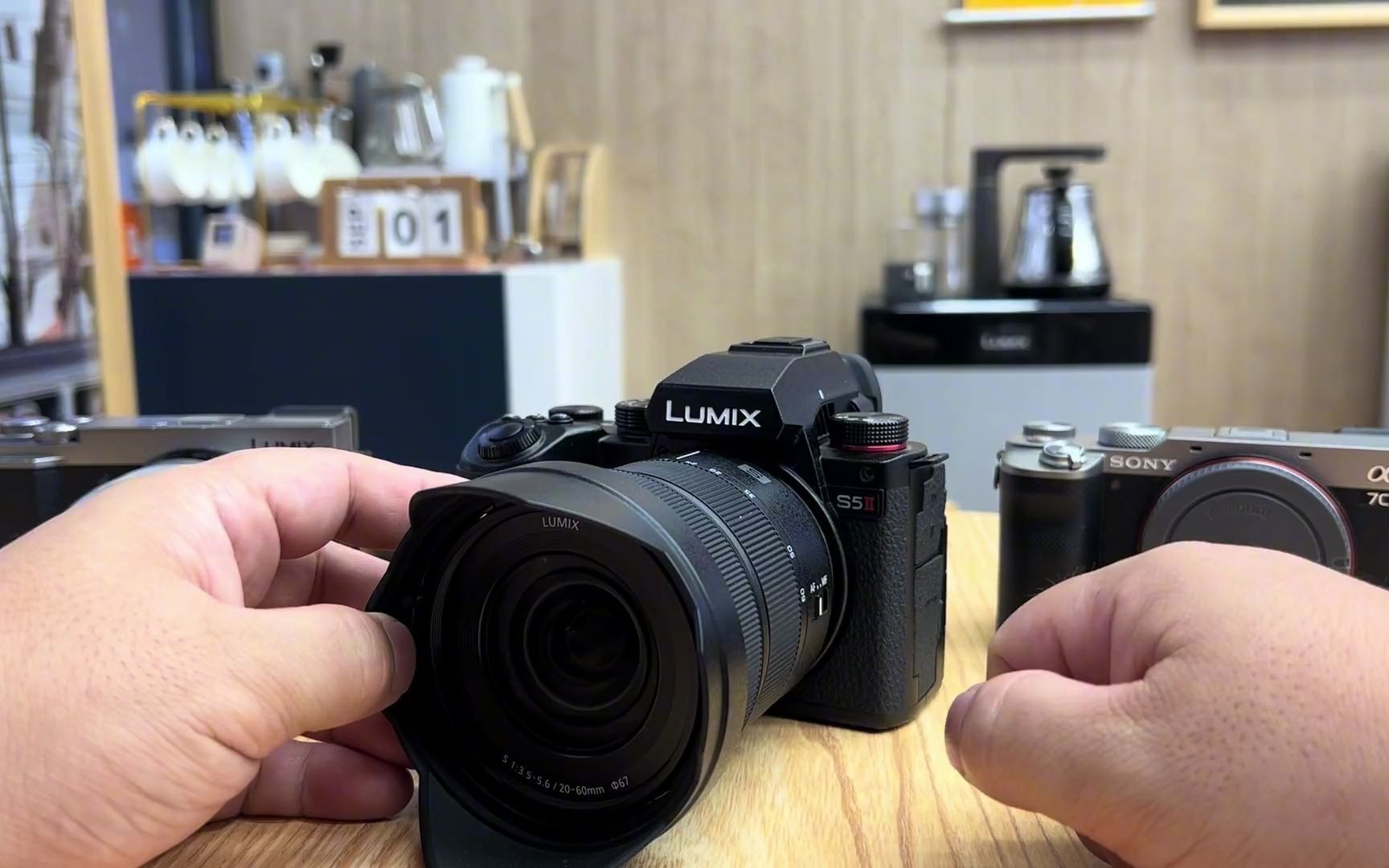 37_友商新品发布,s5m2还香吗?#松下s5m2 #索尼a7c #索尼a7c2