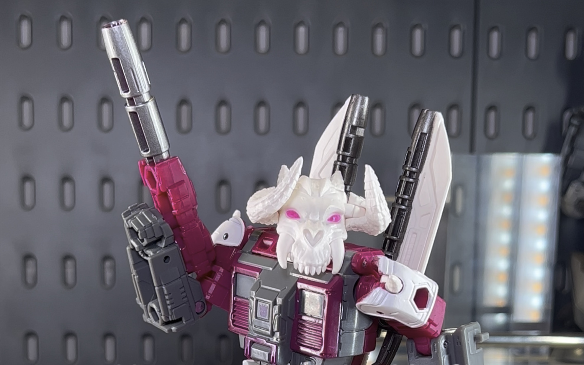 变形金刚 传世 d级 山羊魔