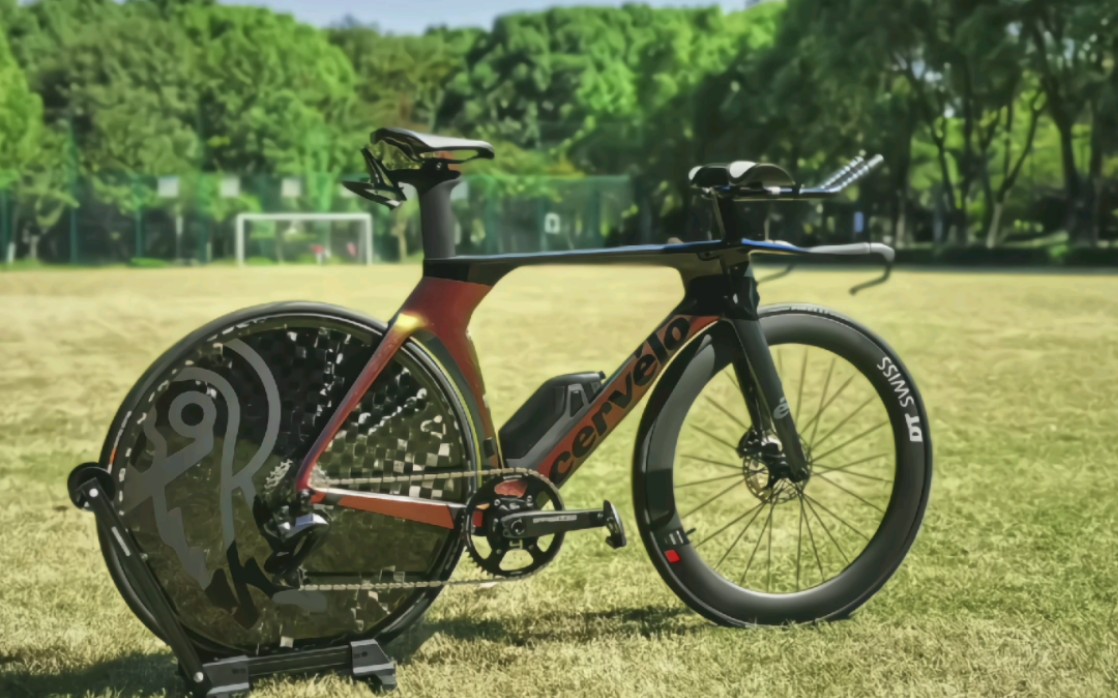 献上cervelo p5