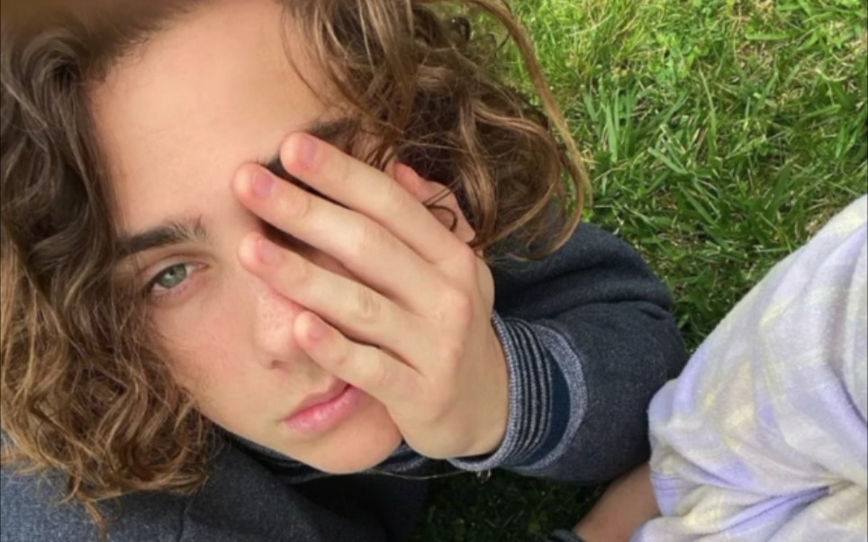 宝藏男孩eddiebenjamin以往ins翻唱合集78这么才华横溢的人还不爱吗