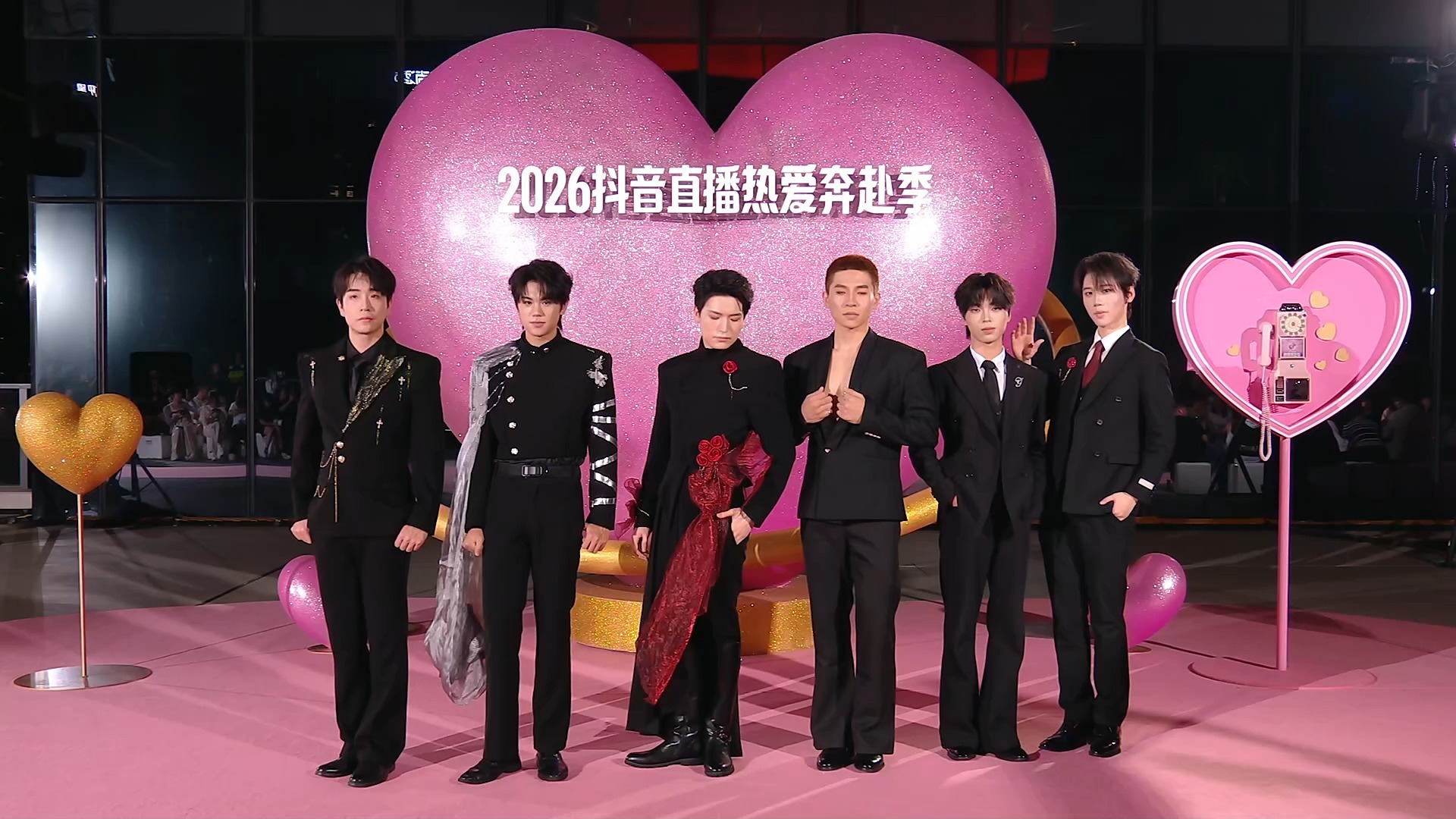 2026抖音直播热爱奔赴季_无弹幕全程 19_34_12