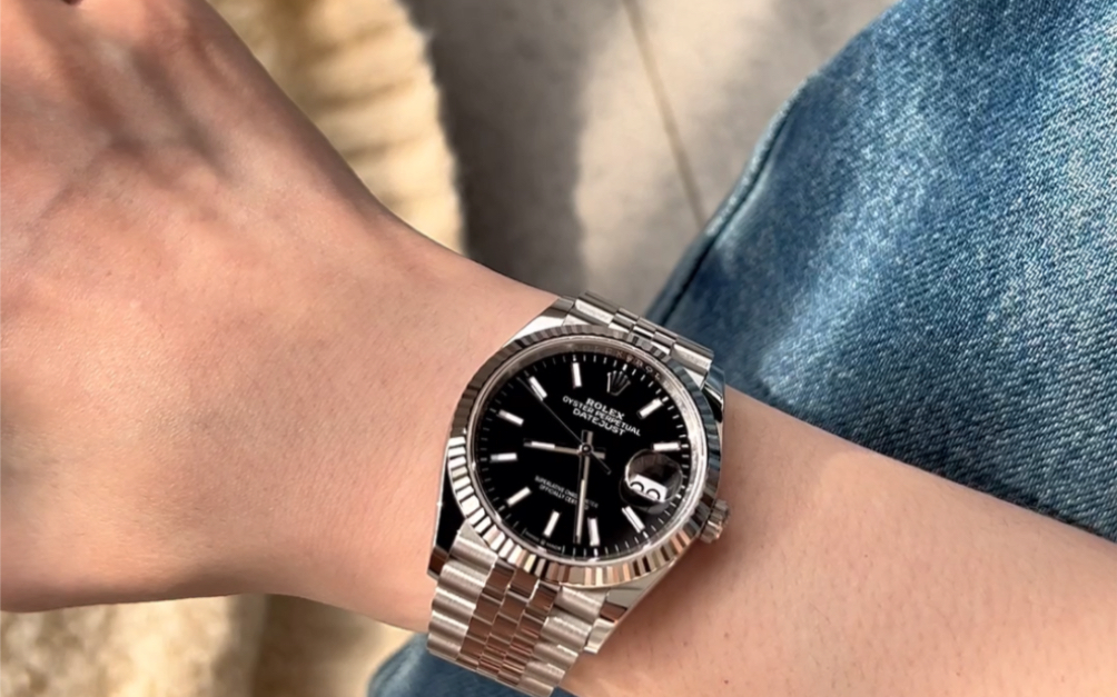 劳力士黑条日志126334,直径41mm,黑盘五珠链狗牙圈,上手简约大气,日常