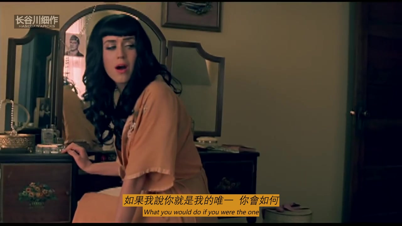 [图]【双语字幕】这是多少人喜欢上Katy Perry的第一首歌 Thinking Of You（想念你） 凄美爱情故事，对于旧爱的无法割舍