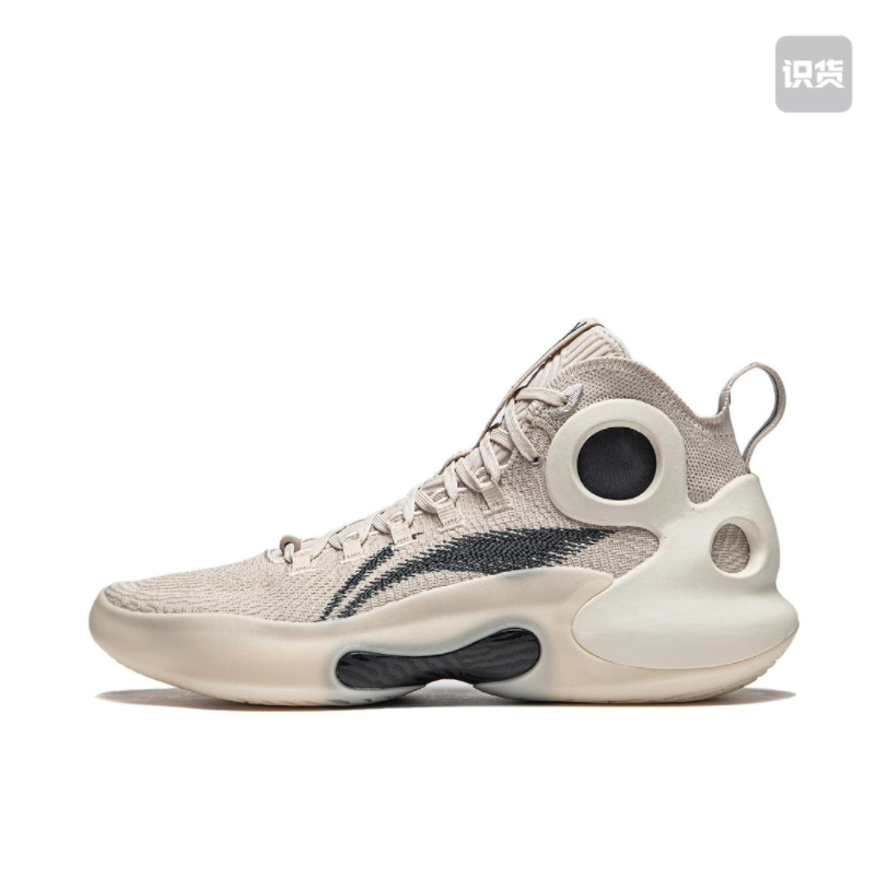 李宁驭帅ultra,有点熟悉的感觉