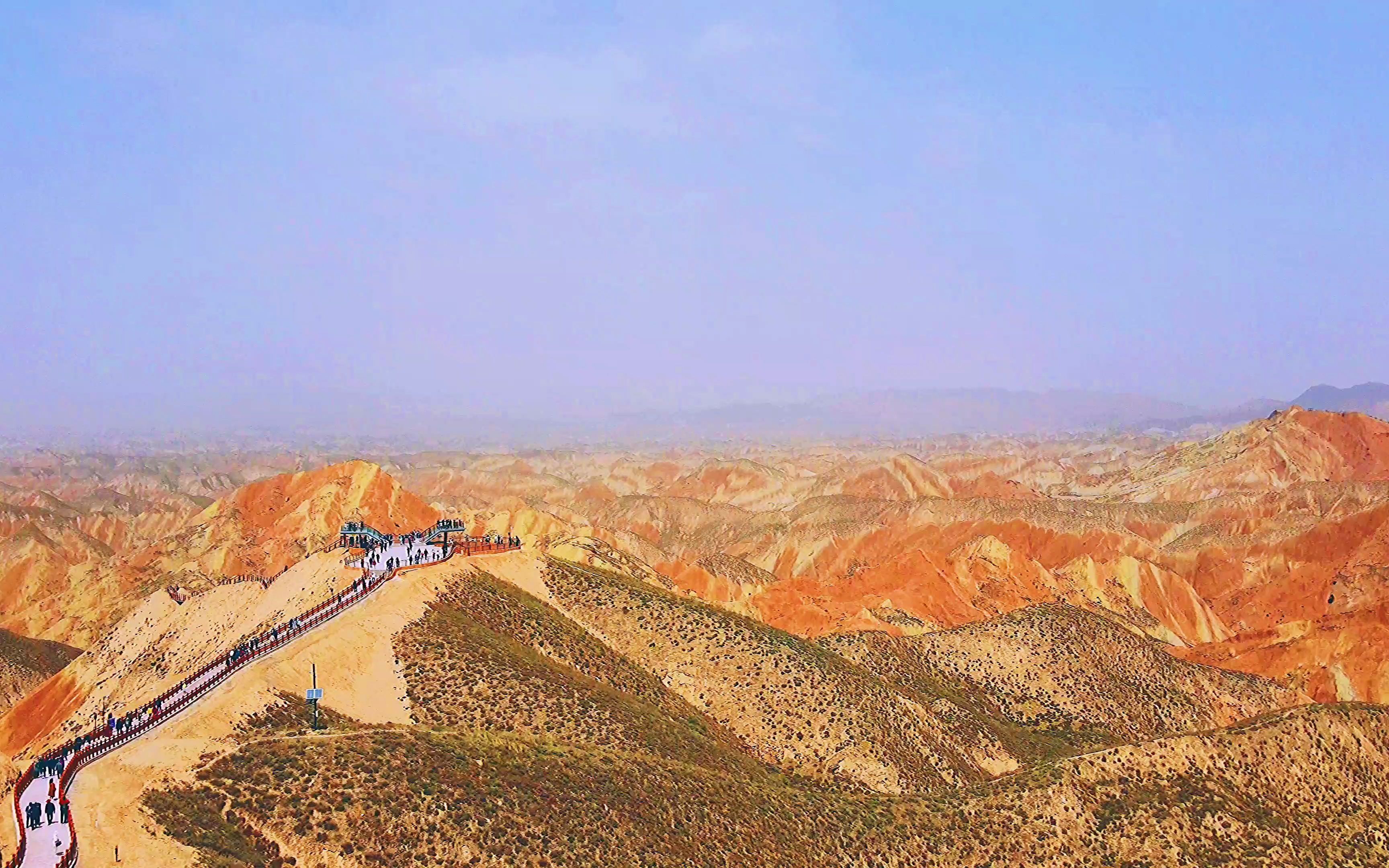 蘭州水墨丹霞美景